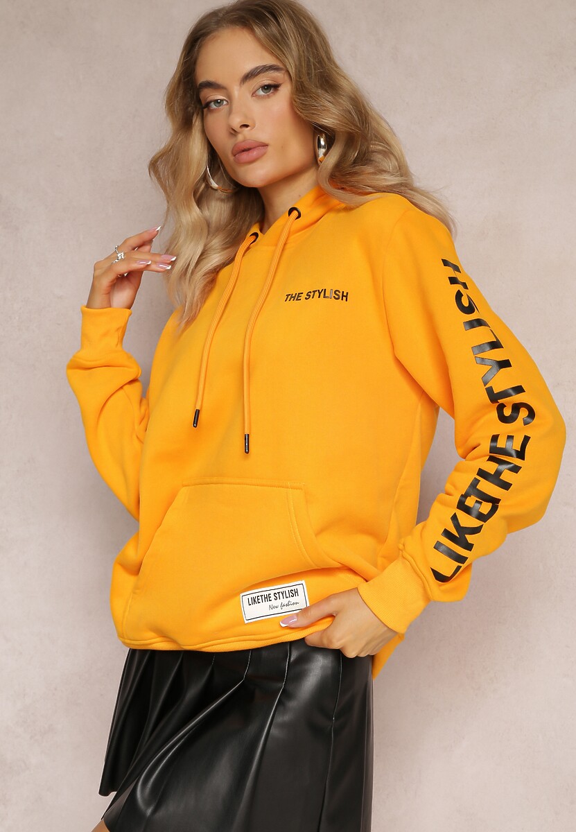 Pomarańczowa Ocieplona Bluza Kangurka z Ozdobnym Napisem na Rękawie Ticomes