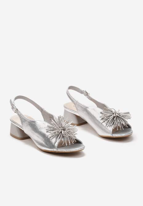 Srebrne Sandały Vices na Słupku ze Skórzaną Wkładką z Pomponem i Cyrkoniami Tiraga