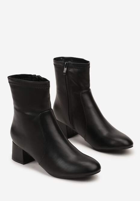 Czarne Botki Vices z Imitacji Skóry na Słupku Ozdobione Przeszyciem Ariske