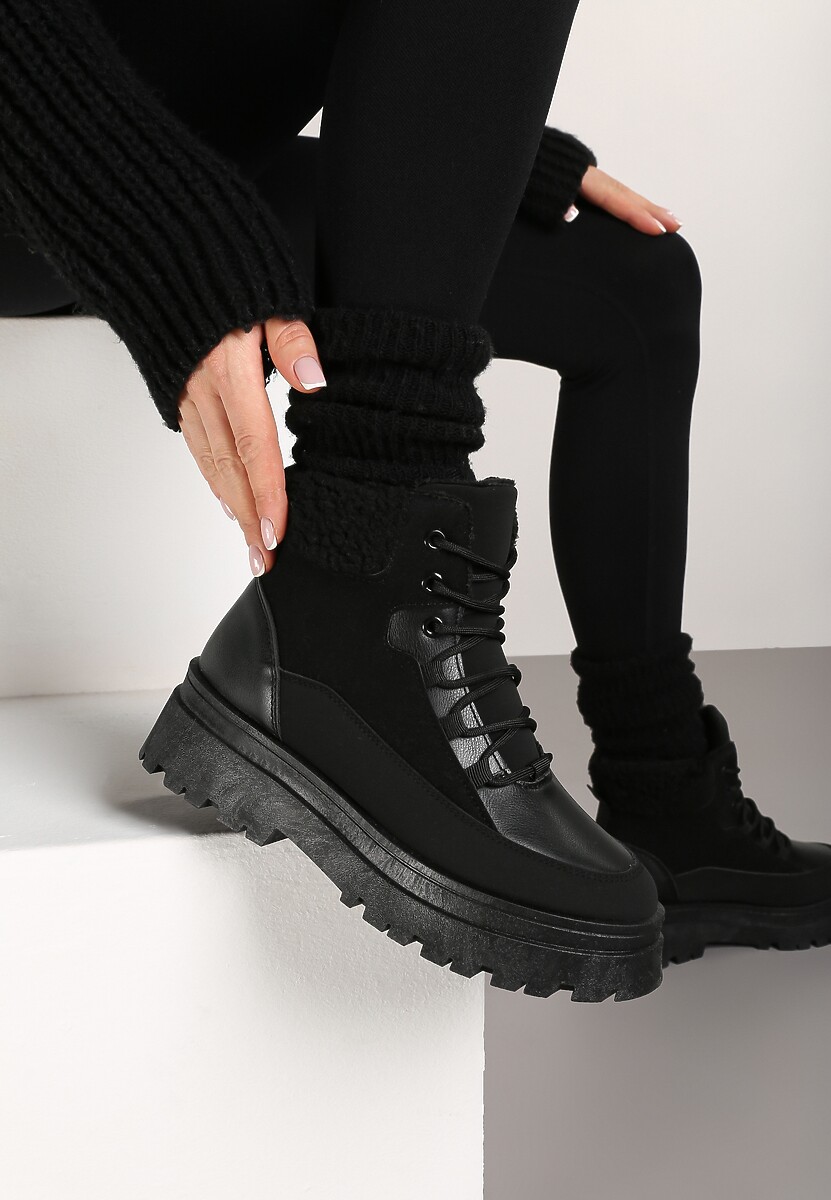 Czarne Traperki  Sznurowane Trapery Janne