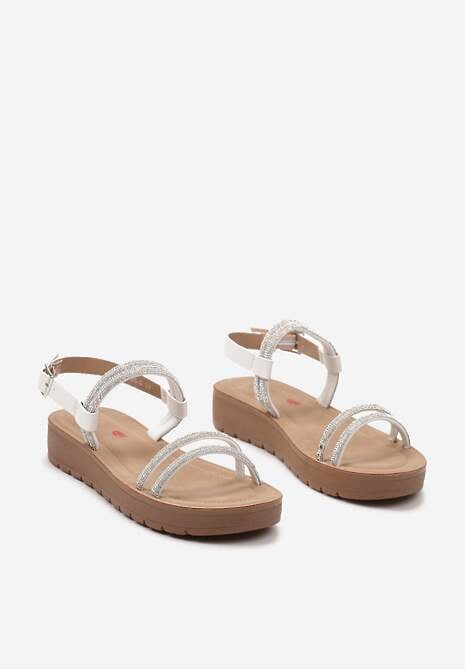 Białe Sandały na Płaskiej Podeszwie z Cyrkoniami Zapinane przy Kostce  Elltiana