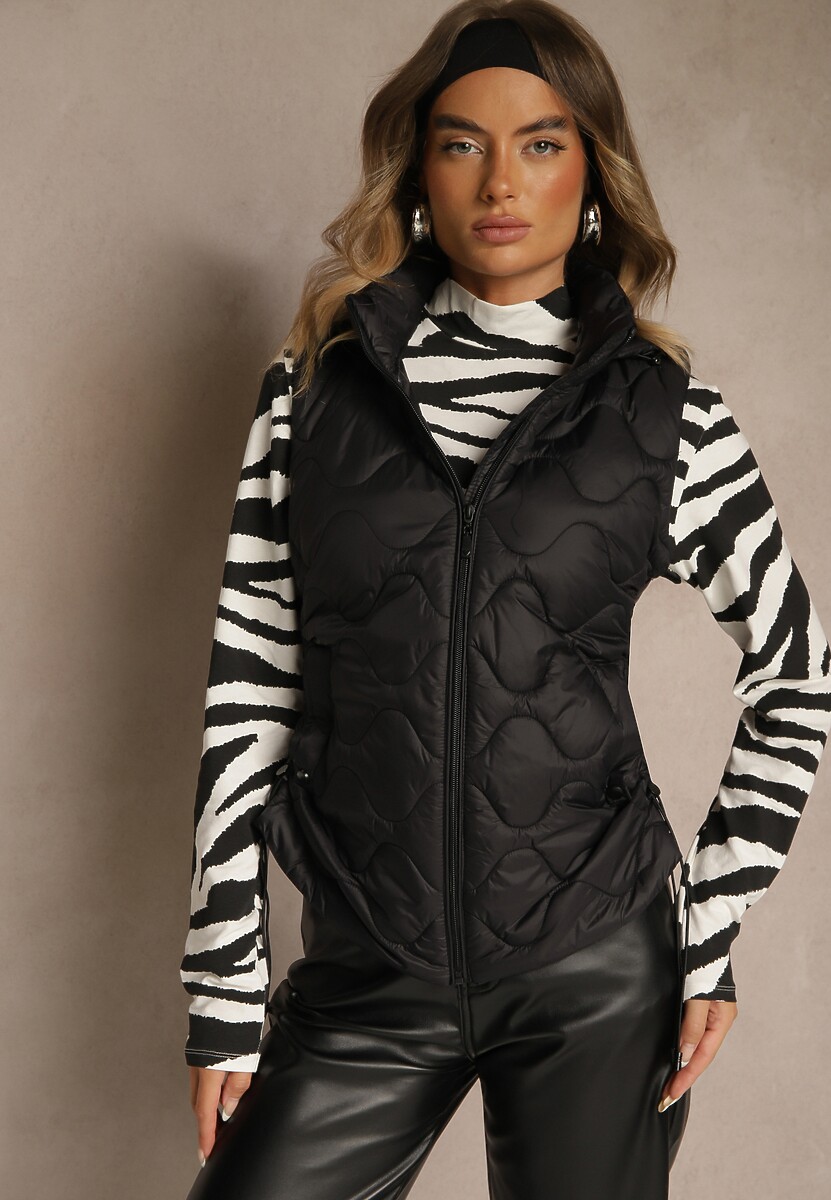 Czarna Kamizelka z Odpinanym Kapturem i Pikowanym Wzorem Tiozarе