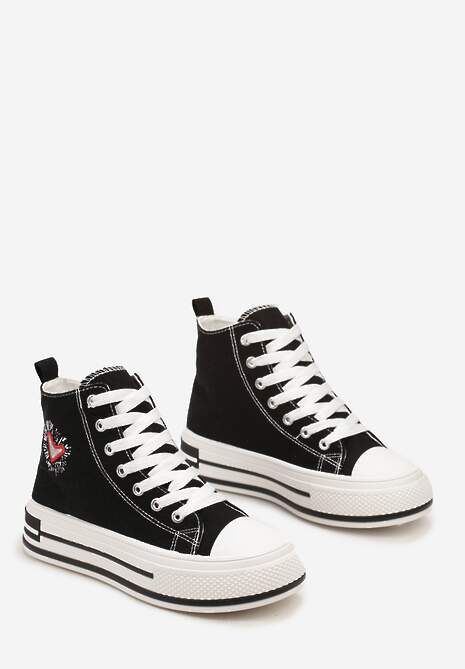 Czarne Trampki za Kostkę Ozdobione Haftowaną Naszywką Linasse