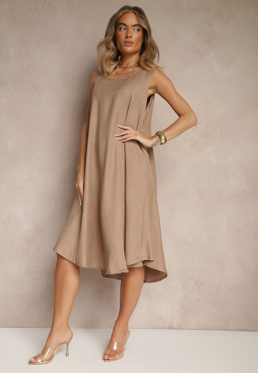 Różowa Basicowa Sukienka o Rozkloszowanym Kroju Mevolira