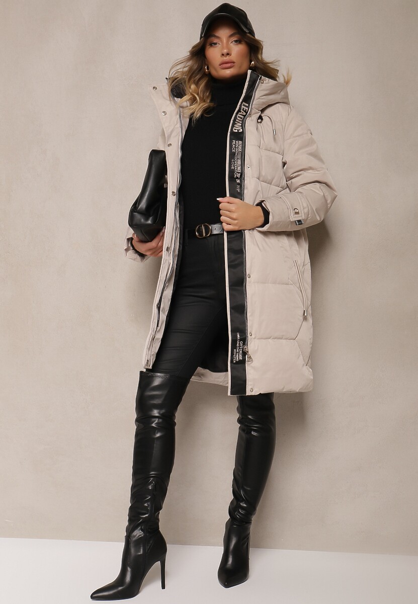 Beżowa Kurtka o Pikowanym Dłuższym Fasonie z Nieodpinanym Kapturem Luciandra