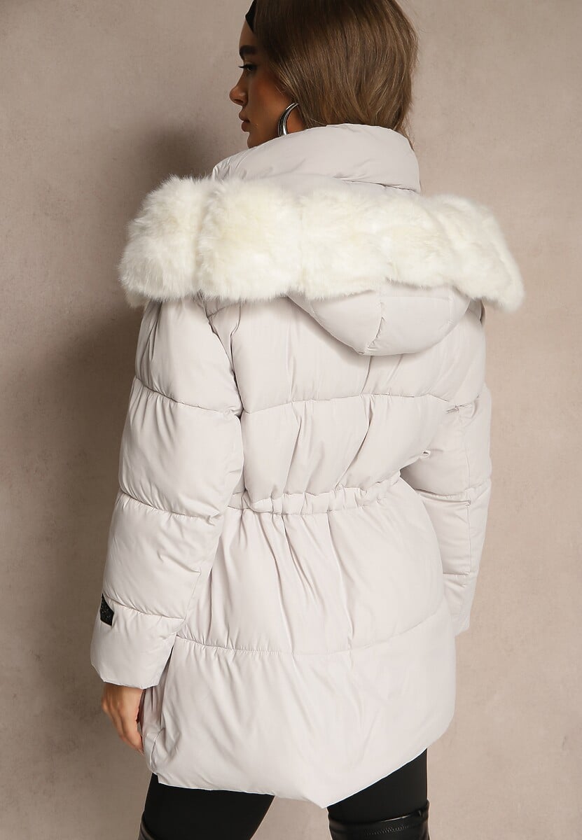 Biała Pikowana Kurtka z Szerokim Kapturem z Futrem Galiessa