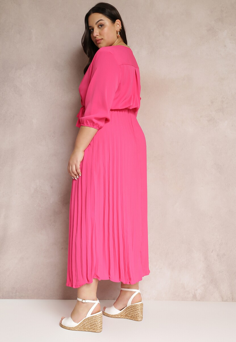Różowa Kopertowa Sukienka z Gumką i Paskiem w Talii Zdobiona Plisowaniem Kaylina