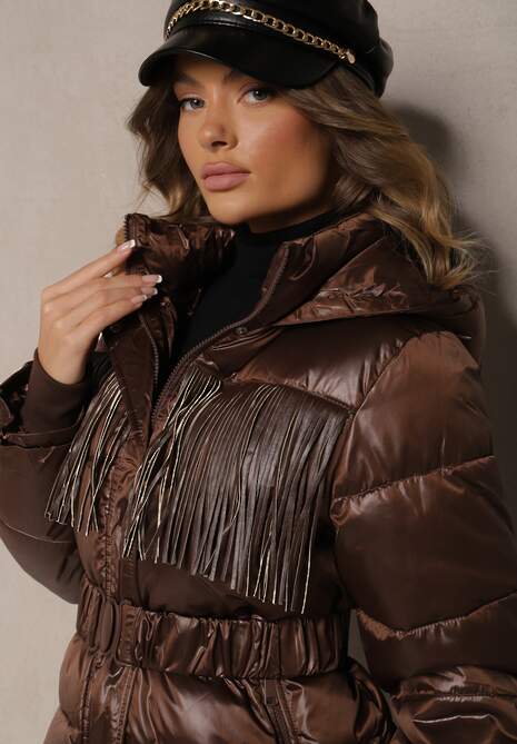 Brązowa Kurtka z Kapturem i Marszczonym Paskiem Zdobiona Frędzlami i Pikowaniem Sanathra