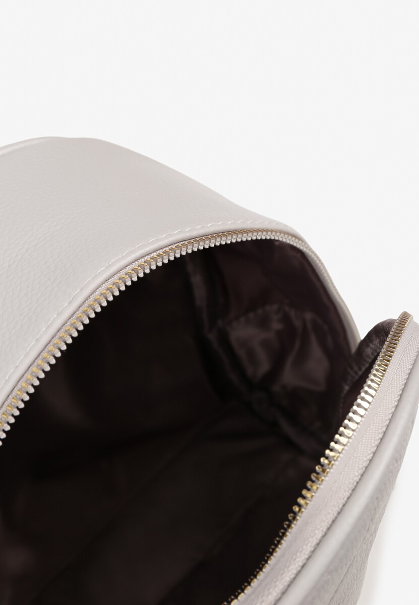 Jasnoszary Plecak Ozdobiony Pikowaniem Banilitia