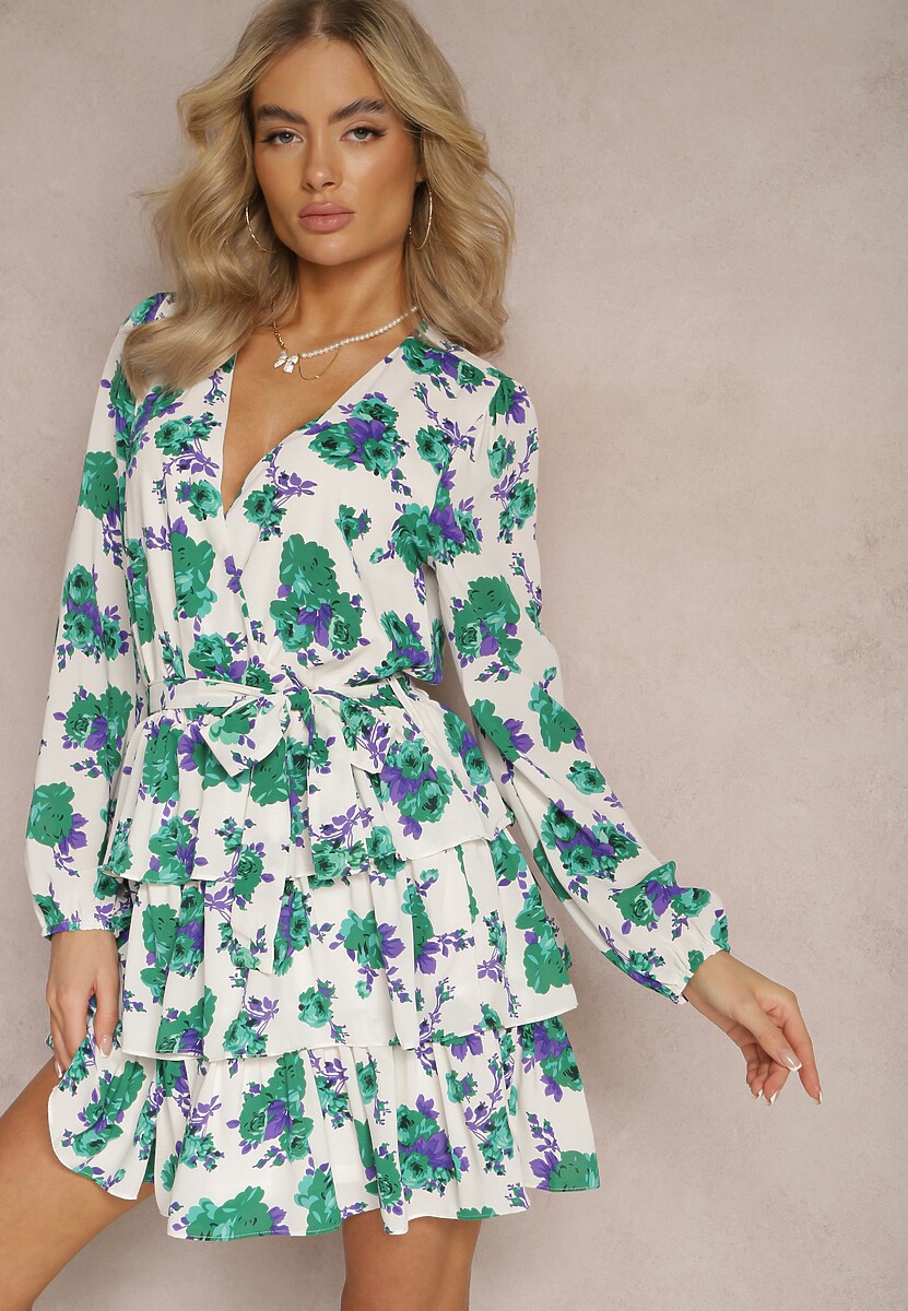 Biało-Zielona Rozkloszowana Sukienka Kopertowa z Falbankami i Materiałowym Paskiem w Kwiaty Voliesa