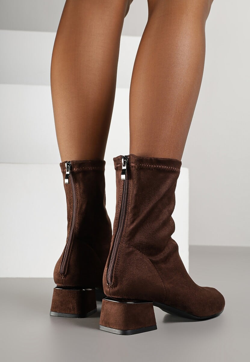 Brązowe Eleganckie Botki VICES Skarpetkowe na Klocku z Metalicznym Zdobieniem Rivite