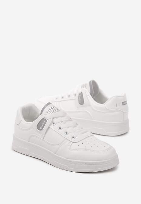 Biało-Szare Sneakersy z Cholewką przed Kostkę z Delikatną Perforacją Trissa