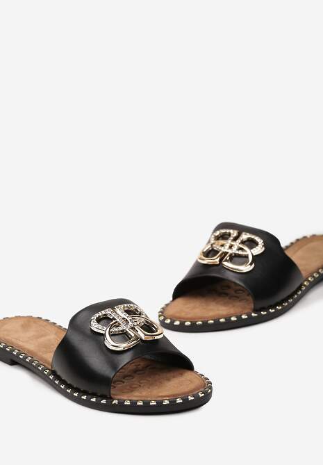 Czarne Klapki na Pasku Metaliczna Ozdoba z Cyrkoniami Deruta
