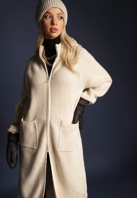 Jasnobeżowy Długi Kardigan o Prostym Kroju ze Stójką z Domieszką Wełny i Zapięciem na Suwak Bonitana