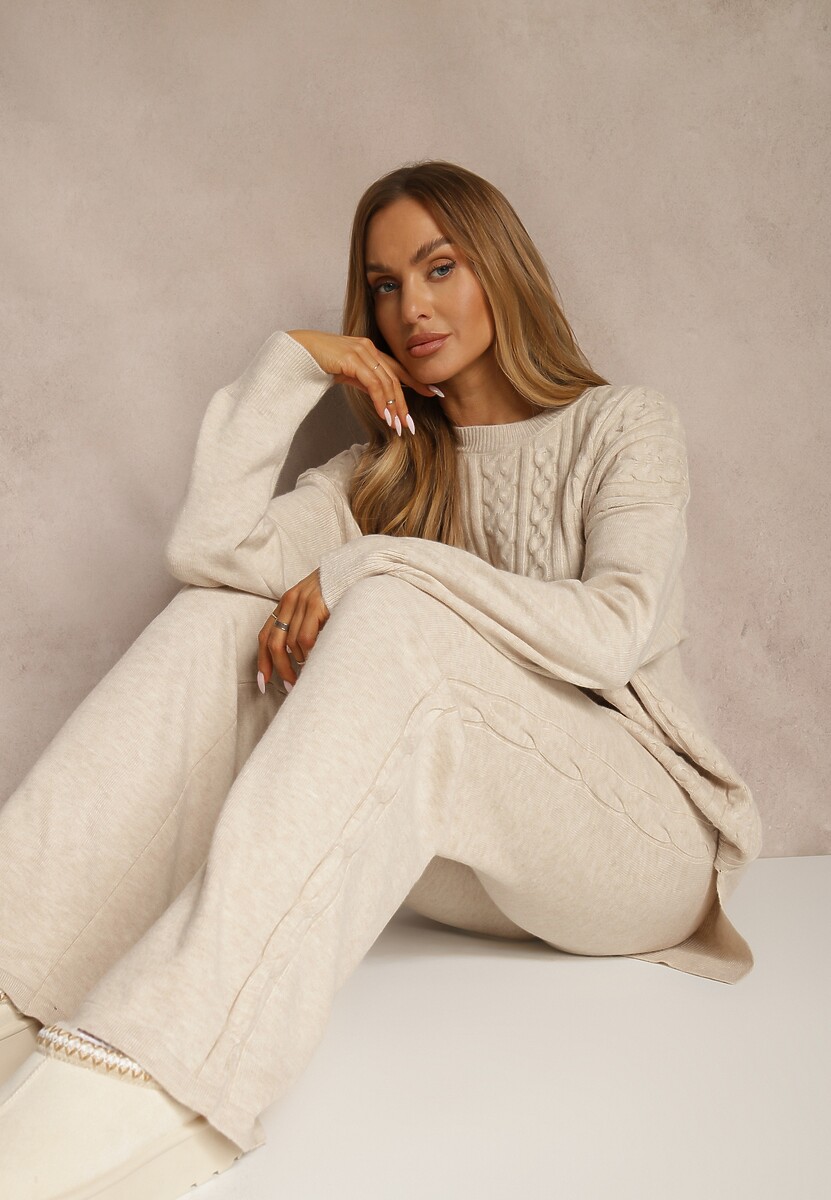 Jasnobeżowy Dzianinowy Komplet z Wełną w Warkoczowy Splot Spodnie i Sweter Reinette