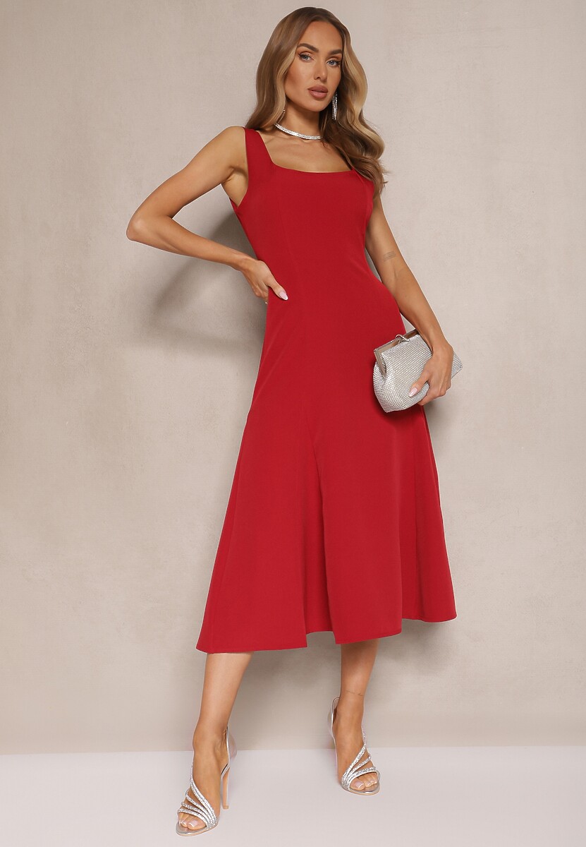 Bordowa Rozkloszowana Sukienka w Klasycznym Stylu Deslene