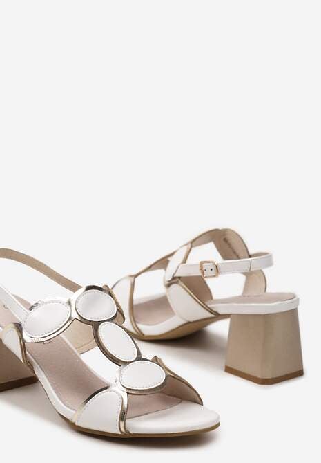 Białe Klasyczne Sandały na Obcasie ze Skórzaną Wkładką i Metalicznym Wykończeniem Nitanle