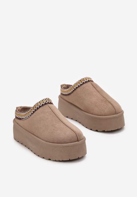 Ciemnobeżowe Krótkie Śniegowce na Platformie Ozdobione Haftowaną Lamówką Brandise