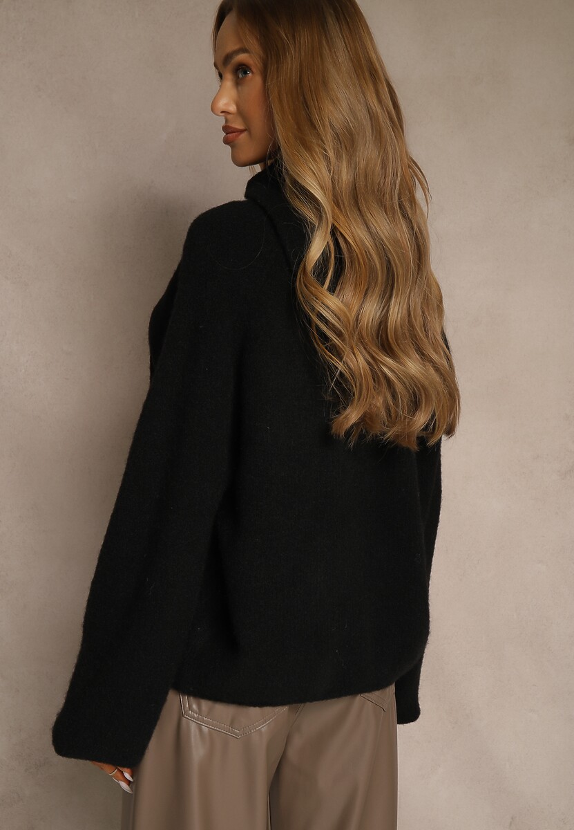 Czarny Golf Oversize z Wełną Ozdobiony Guzikami Videsa