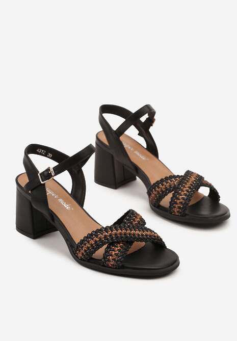 Czarne Sandały na Słupku Ozdobione Plecionką Mevenaelle
