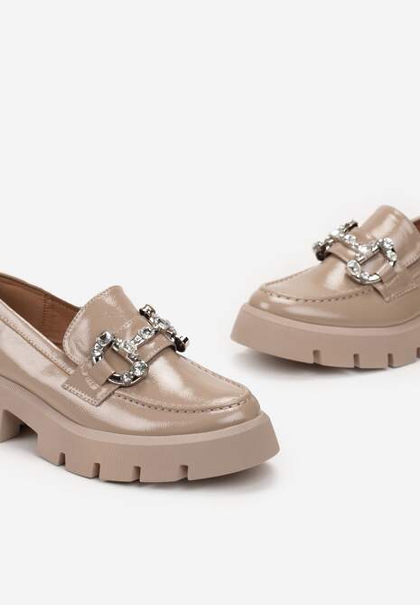 Ciemnobeżowe Mokasyny z Klamerką w Cyrkonie na Platformie Tawn