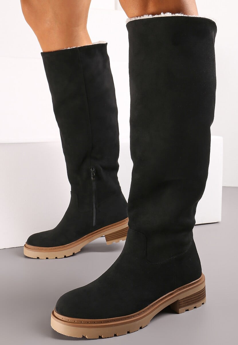 Czarne Płaskie Kozaki z Futerkiem Typu Baranek Wewnątrz Caliares