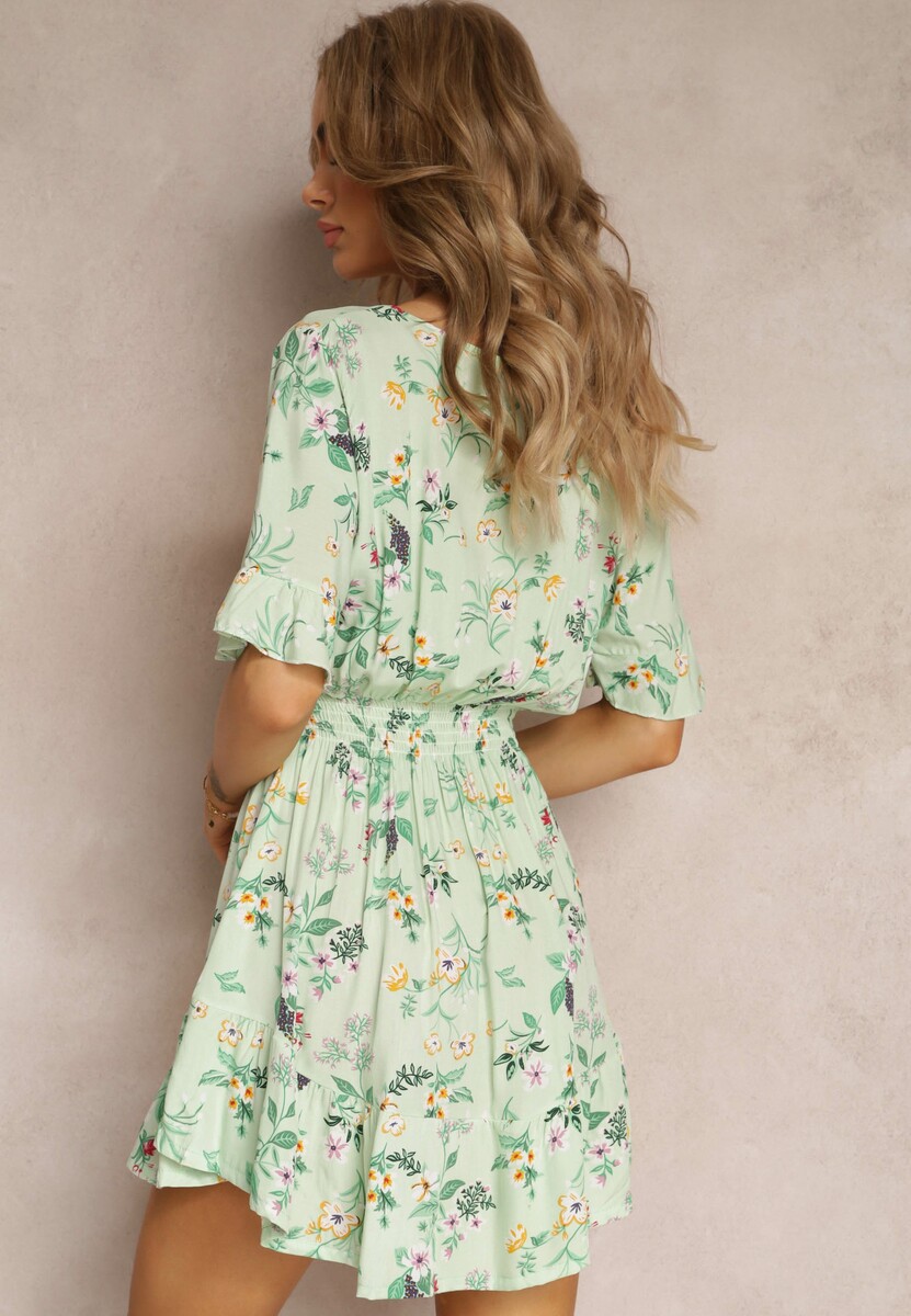 Jasnozielona Sukienka w Kwiatowy Wzór z Wiskozy z Gumką w Talii Dahlie