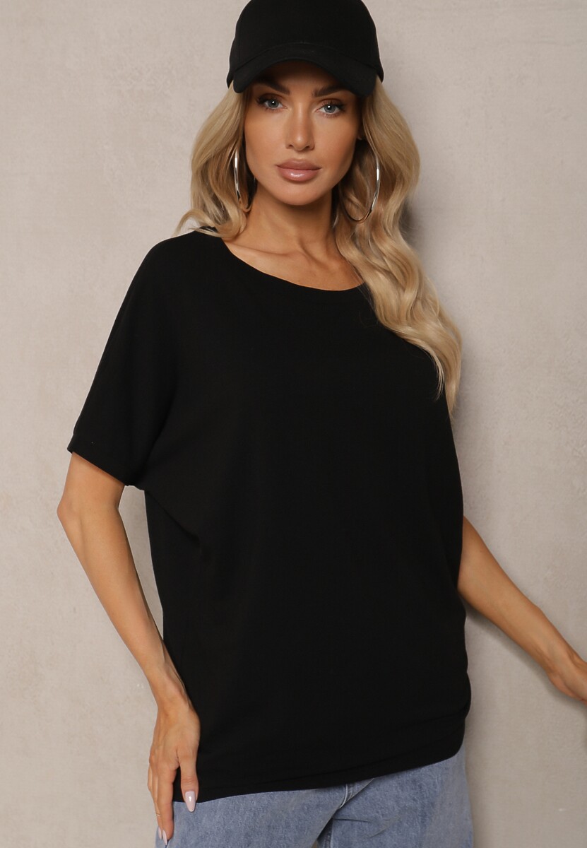 Czarny Bawełniany T-shirt Oversize z Krótkim Rękawem i Dłuższym Tyłem Zanimara