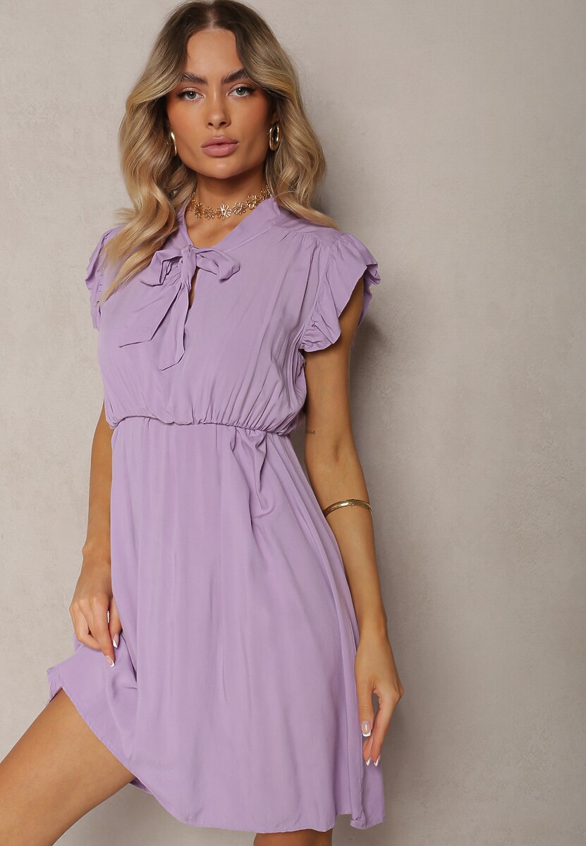 Jasnoniebieska Sukienka Rozkloszowana z Gumką w Talii i Wiązaniem przy Dekolcie Naque