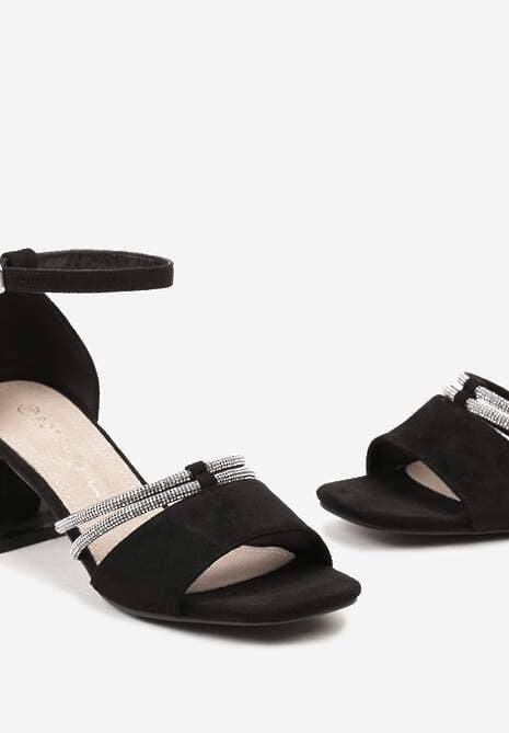 Czarne Sandały ze Sprzączką i Skórzaną Wkładką na Słupku Ozdobione Cyrkoniami Atrive