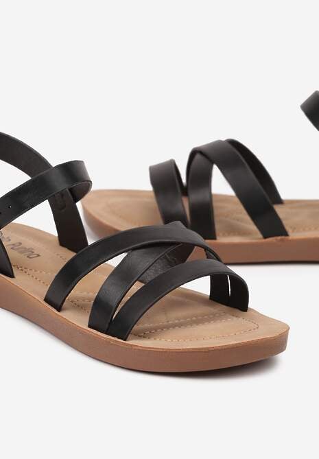 Czarne Sandały Ozdobione Paskami Natisela