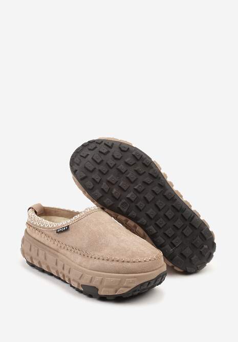 Ciemnobeżowe Śniegowce na Platformie z Tłoczeniem i Niską Cholewką Violova