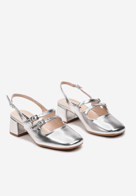 Srebrne Czółenka na Niskim Słupku ze Sprzączkami i Noskiem w Kwadrat Seraphela