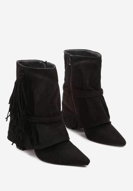 Czarne Botki Boho z Cholewką Imitującą Nogawkę i Frędzlami Zaslie
