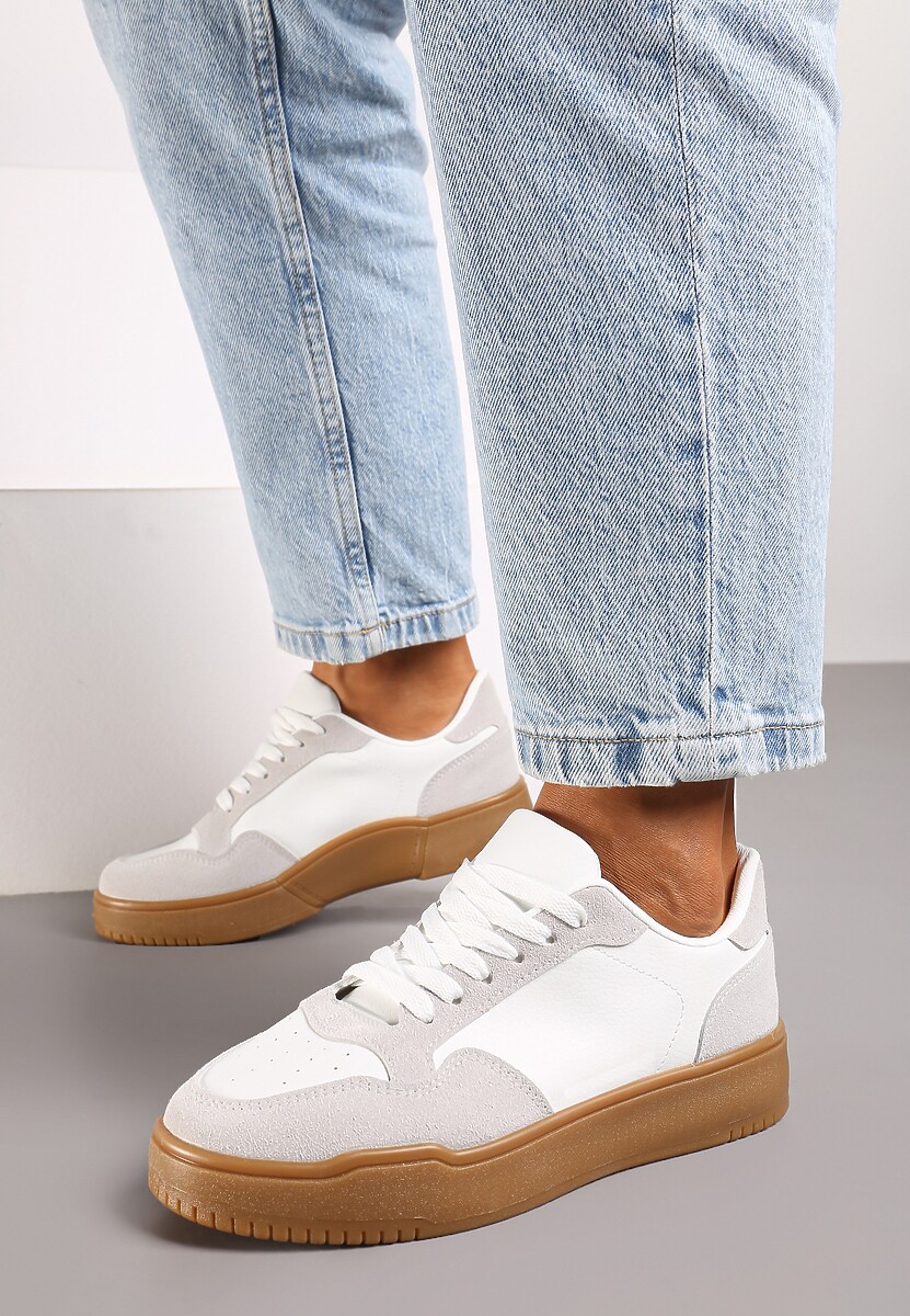 Białe Casualowe Sneakersy na Płaskiej Podeszwie z Perforacją Theneria