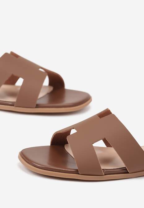 Brązowe Klapki Vices Ozdobione Wycięciami Arnellta