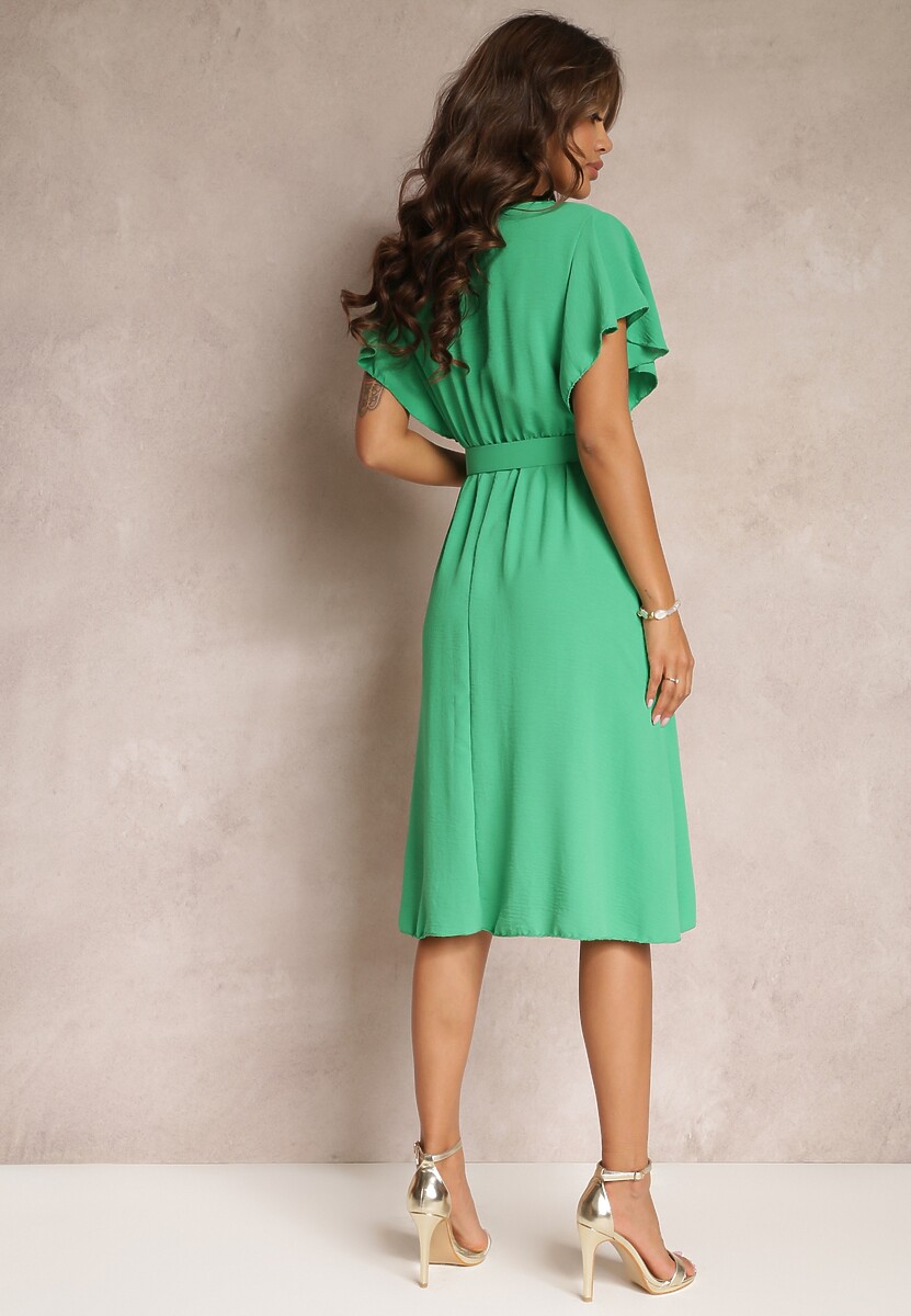 Zielona Rozkloszowana Sukienka z Paskiem i Kopertowym Dekoltem Brinea
