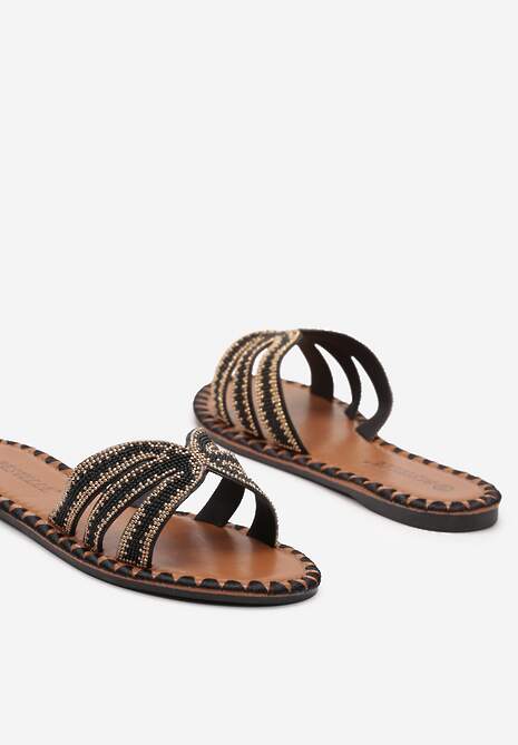 Czarne Klapki na Płaskiej Podeszwie ze Zdobieniami Vornia