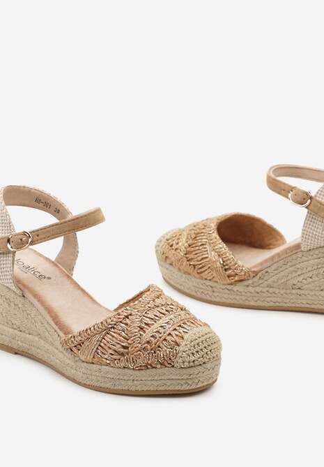 Brązowe Sandały na Koturnie Ozdobione Plecionką i Metaliczną Nicią Zapinane przy Kostce Zeffani