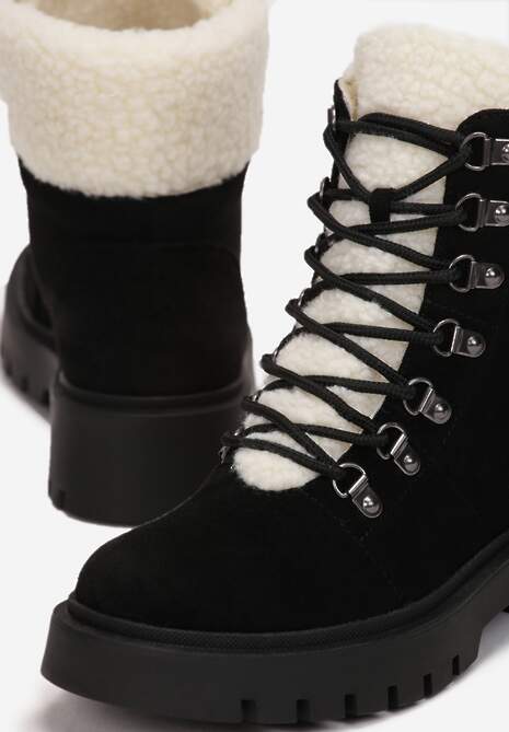 Czarne Traperki Isirae