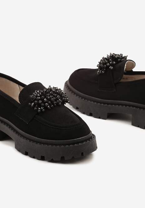 Czarne Mokasyny z Aplikacją z Biżuteryjnych Koralików Viatalia