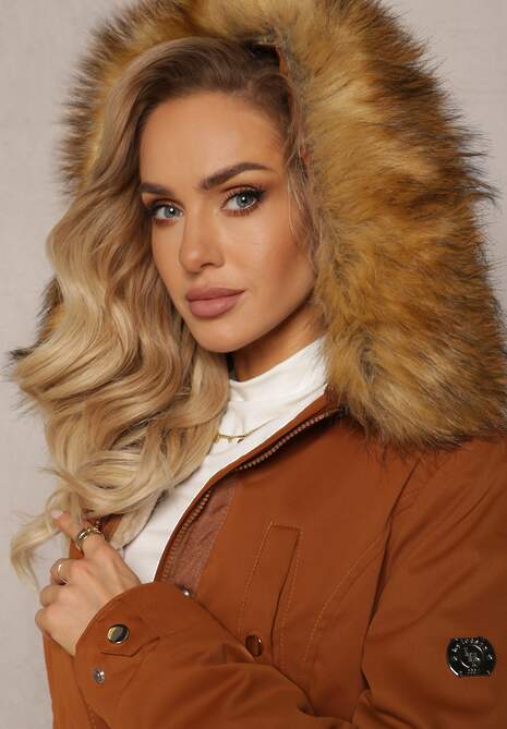 Brązowa Ocieplana Parka Kurtka z Kapturem i Podszewką z Możliwością Odpięcia Okava