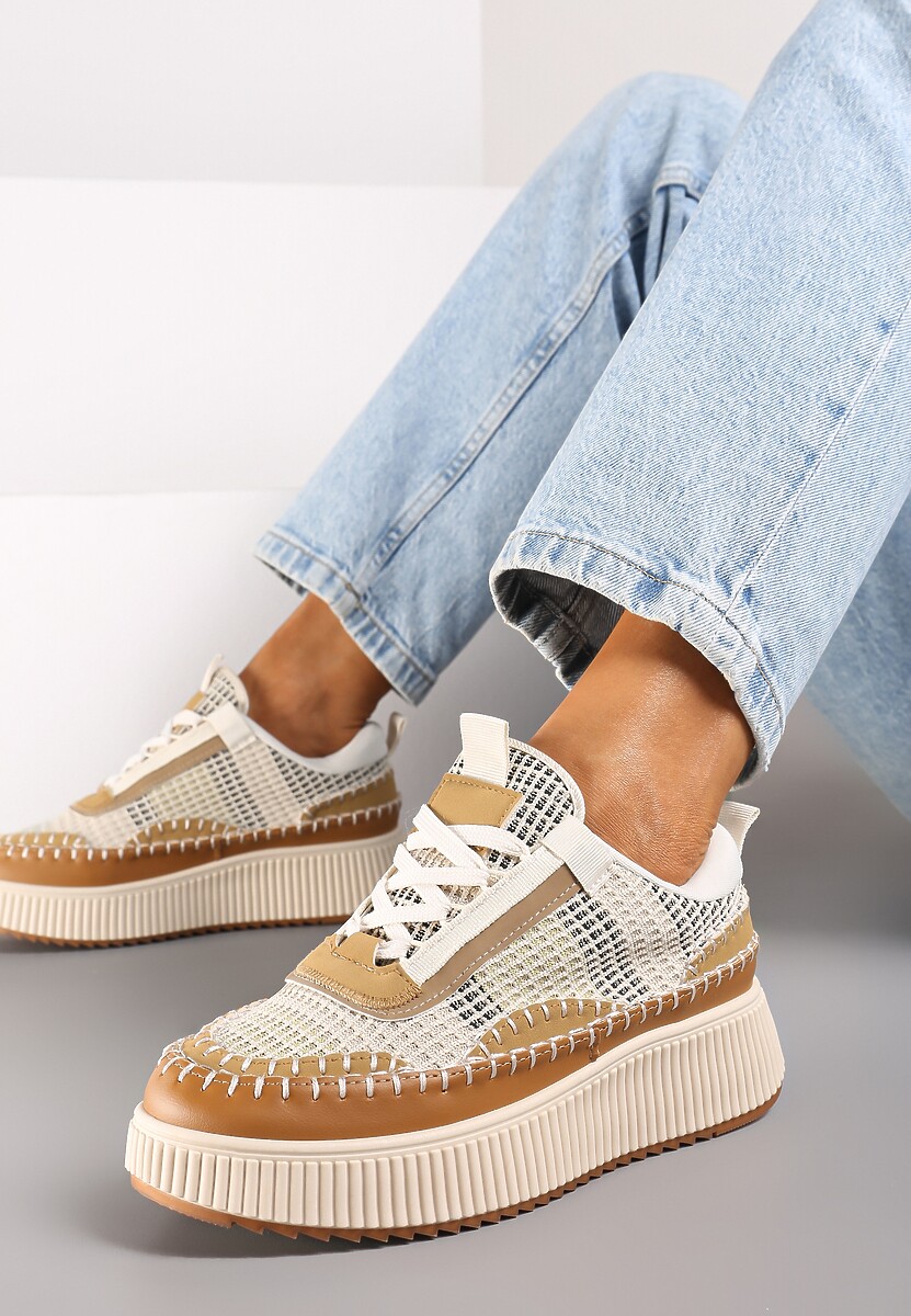 Bordowe Sneakersy na Platformie Wykończone Przeszyciami Terionna