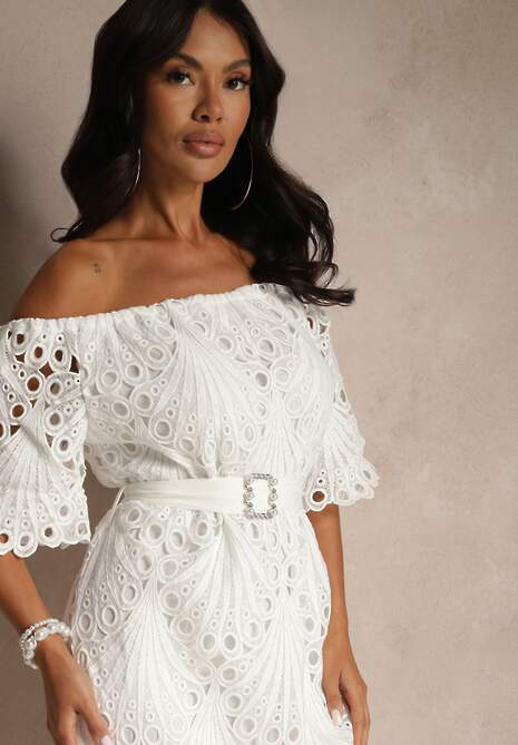 Biała Sukienka z Bawełną Ozdobiona Paskiem z Klamrą Tiavelle