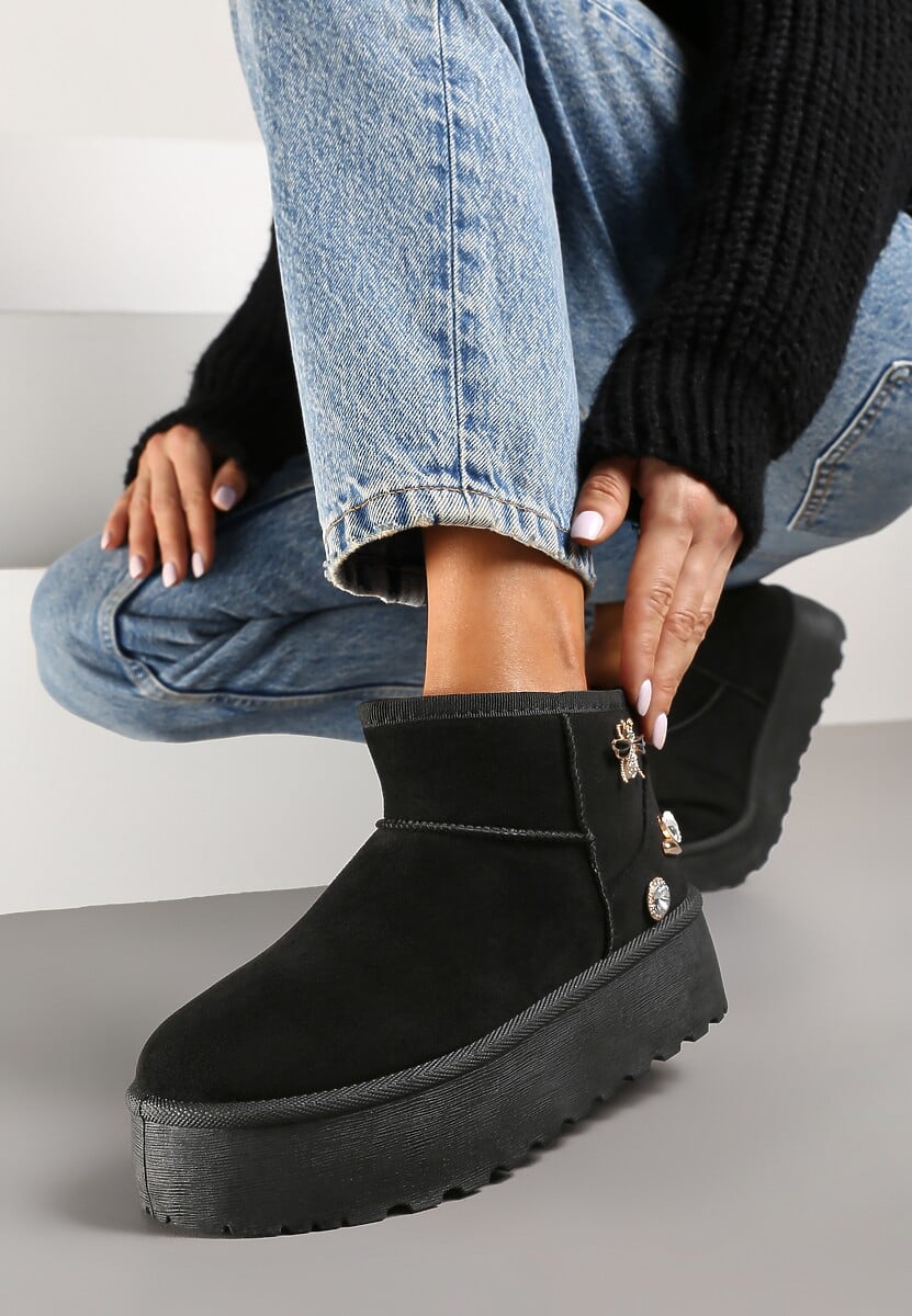 Czarne Śniegowce na Platformie Ozdobione Metalicznymi Aplikacjami Teccaria