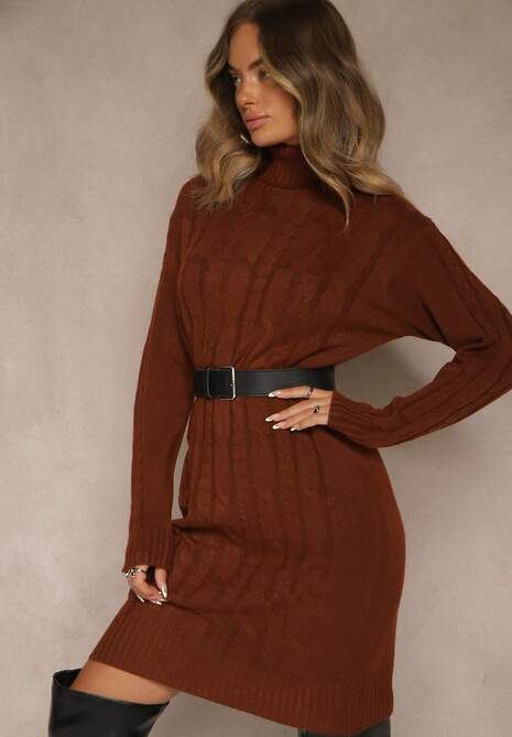 Brązowa Prążkowana Sukienka z Golfem z Dzianiny z Wełną Esandra
