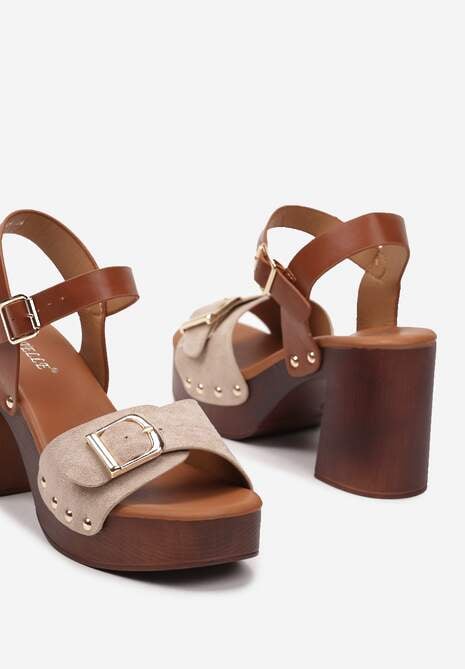 Ciemnobeżowe Sandały z Nitami na Słupku i Niskiej Platformie ze Sprzączką Elmeria
