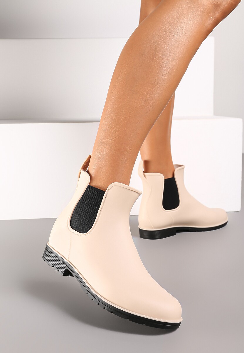 Czarne Kalosze Thelamene