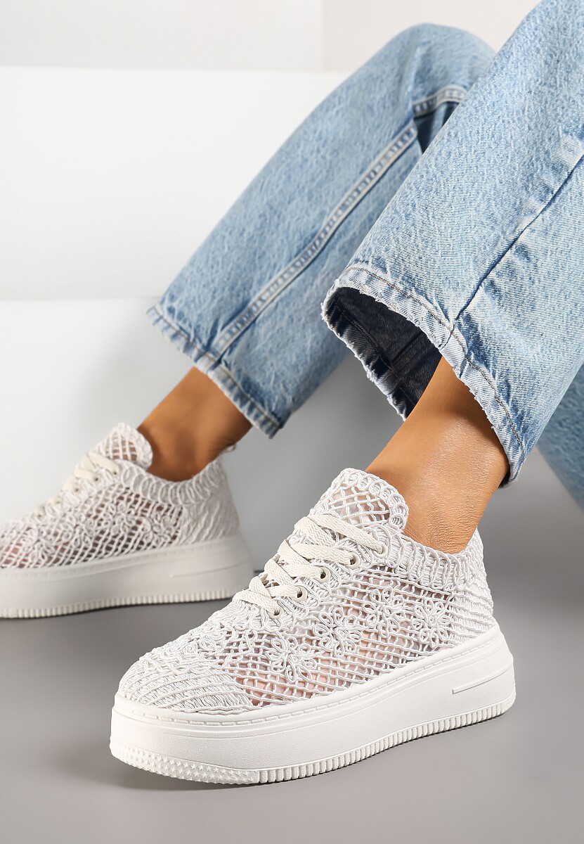 Czarne Sneakersy na Platformie z Ażurowym Wykończeniem Isdisane