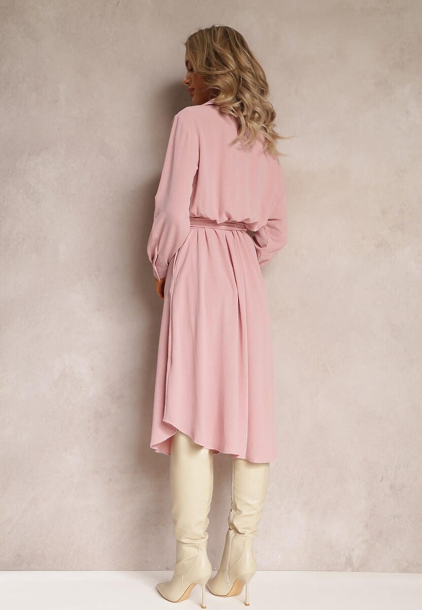 Różowa Sukienka Midi z Kołnierzykiem i Materiałowym Paskiem Rasik